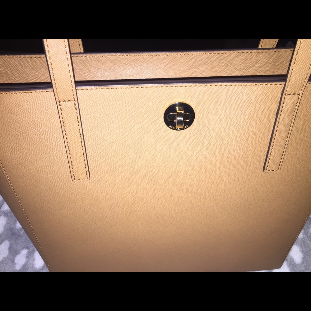 Michael Kors Purse - Picture 2 of 8